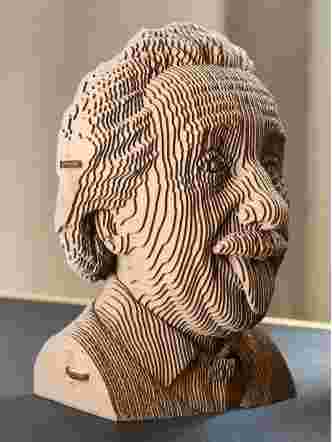 3D-конструктор Эйнштейн